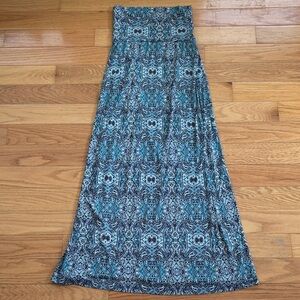 Artisan NY Blue & Black Patterned Maxi Skirt